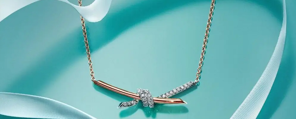 蒂芙尼520广告大片 于中国市场全球首发Tiffany Knot系列全新双色金镶钻项链